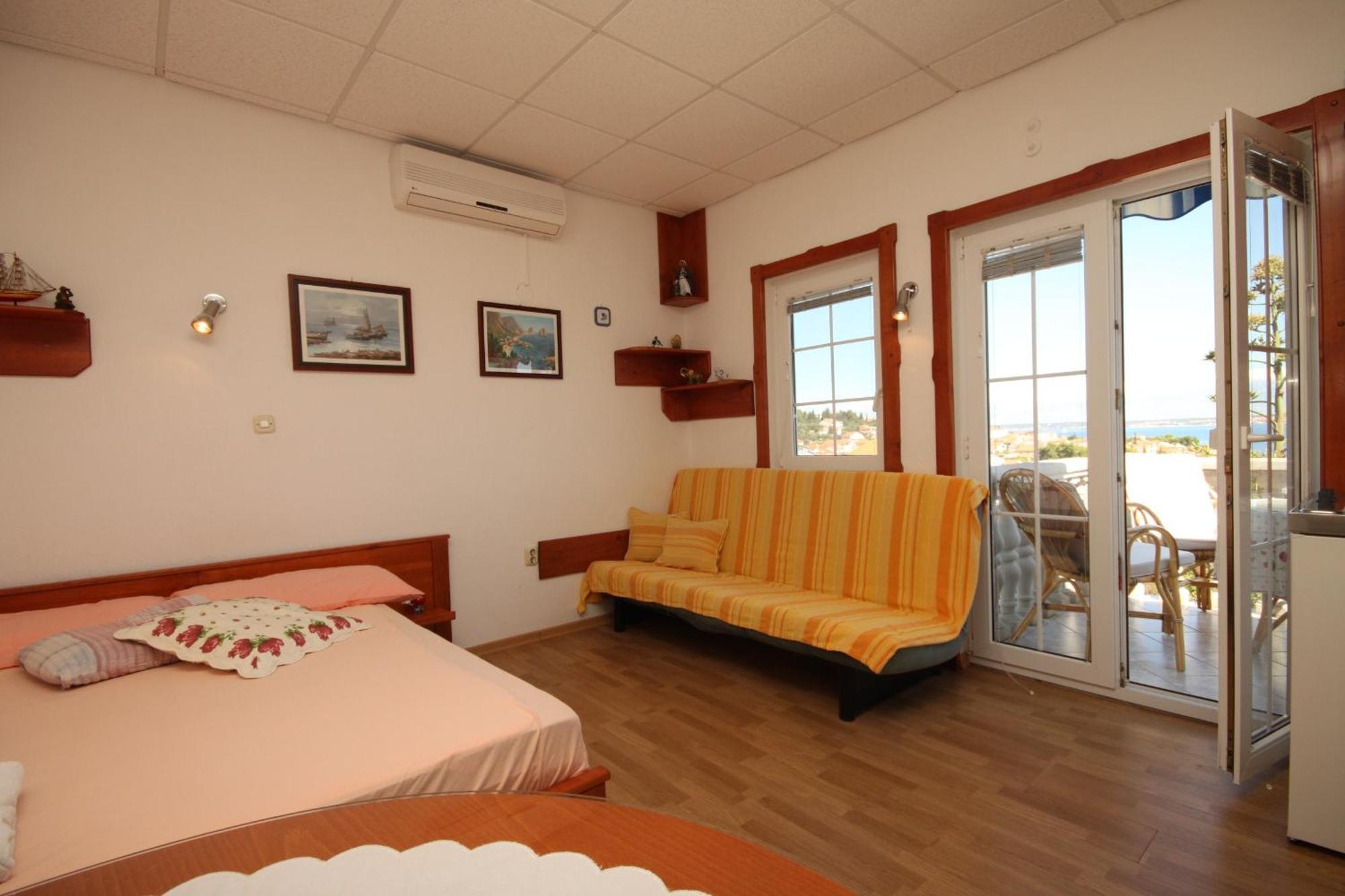 Apartments With A Parking Space Preko, Ugljan - 8224 Chambre photo